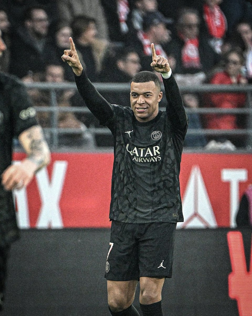 [NBA]篮下肆虐！迪亚巴特前场板接暴扣