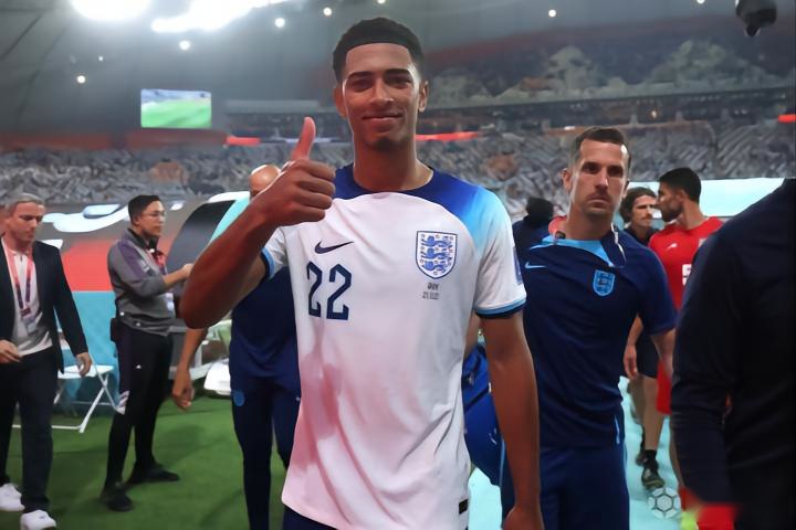 周冠宇成为F1凯迪拉克车队储备车手：我们赛道见！